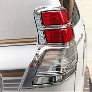Lignage chromé pour les feux arrière Toyota land cruiser KDJ 150 ou 155
