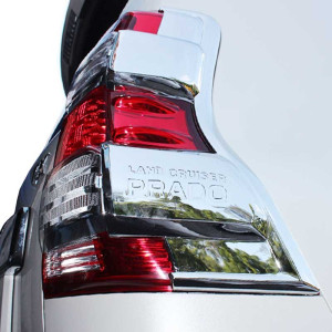 Lignage Prado chromé pour les feux arrière Toyota land cruiser KDJ 150 ou 155
