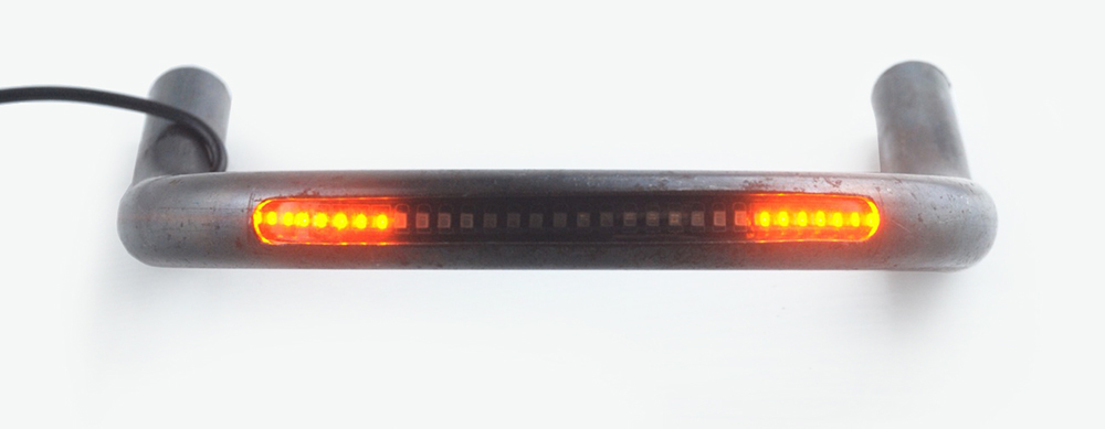 Boucle de cadre moto à souder cintrée 180° - tube acier coudé 15°  avec ruban LED étanche
