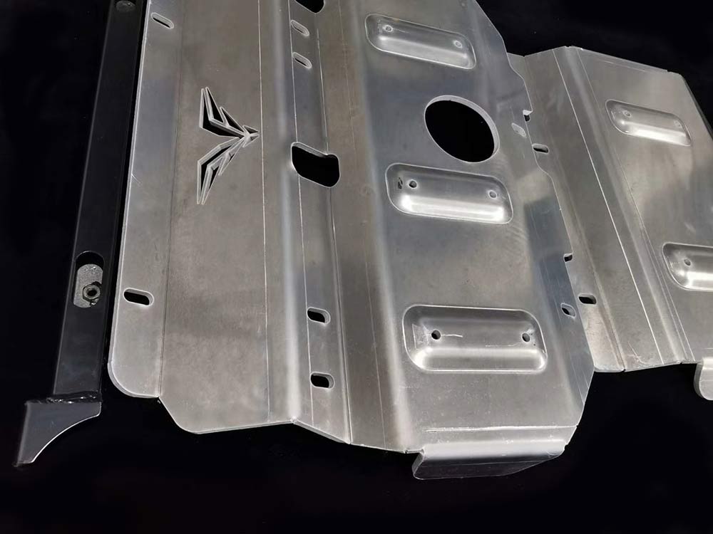 Blindage plaque aluminium Toyota land cruiser série 150 155